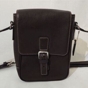Cute Coach #7775 Brown Leather Crossbody Shoulder Bag Purse Magnetic Snap